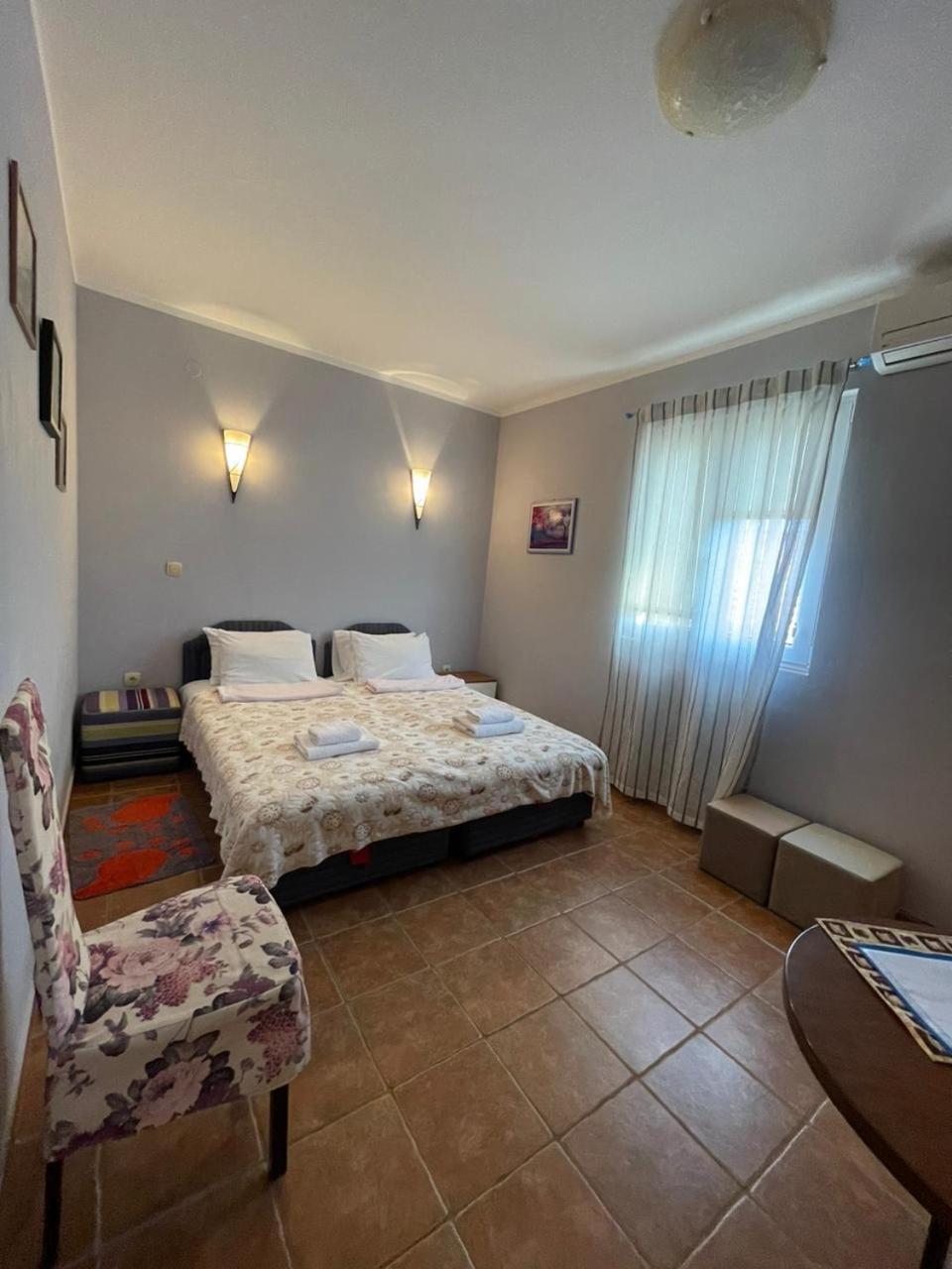 Apartments Villa-G Lustica Tivat Exteriér fotografie